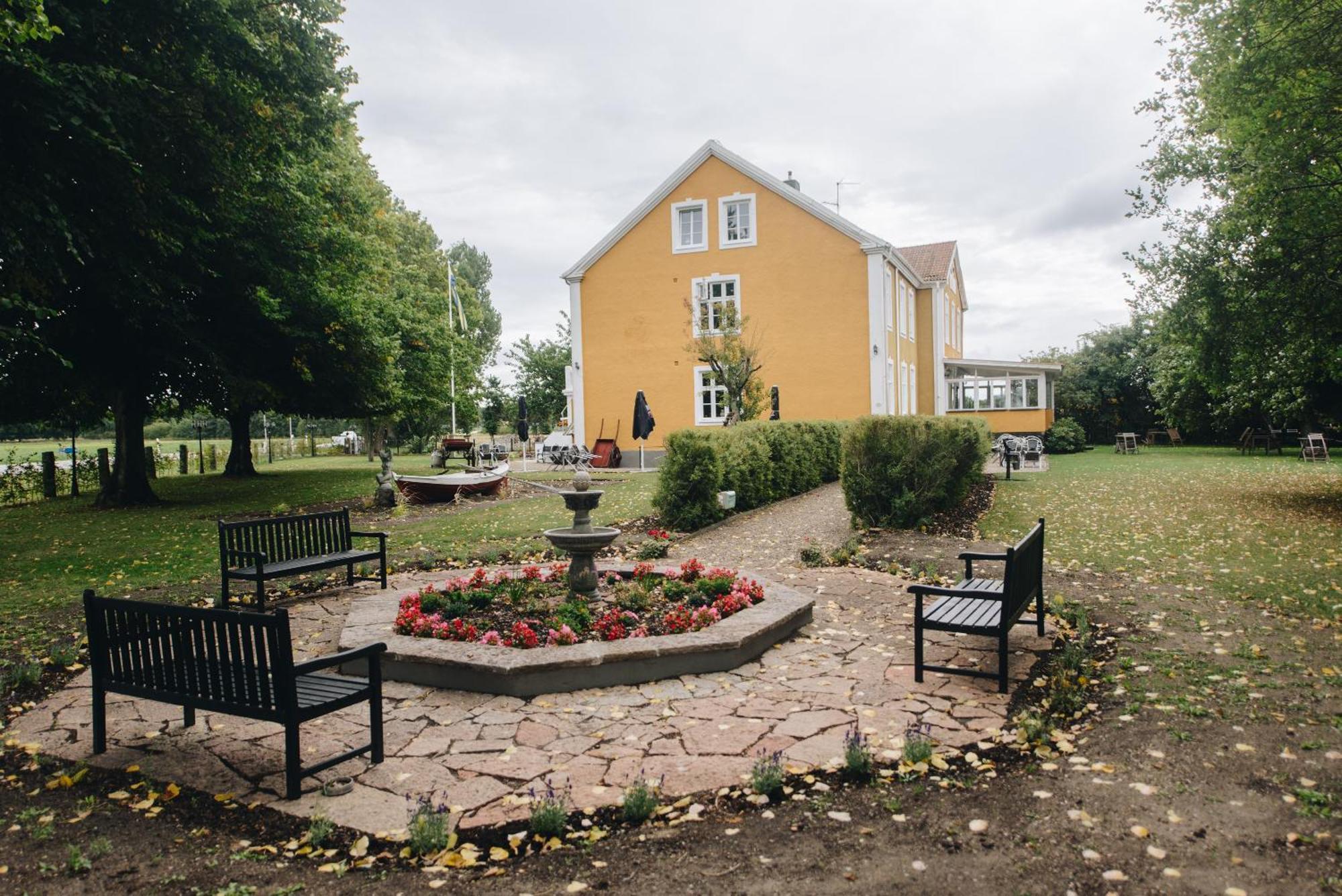 Mjaellbyhus Pensionat & Stugby Solvesborg Ngoại thất bức ảnh
