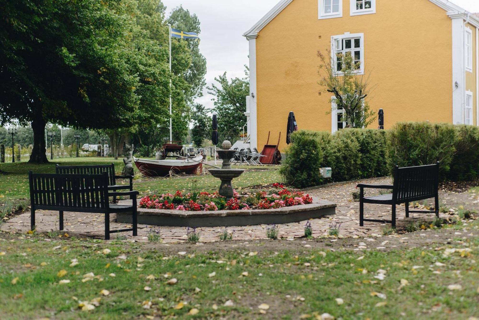 Mjaellbyhus Pensionat & Stugby Solvesborg Ngoại thất bức ảnh